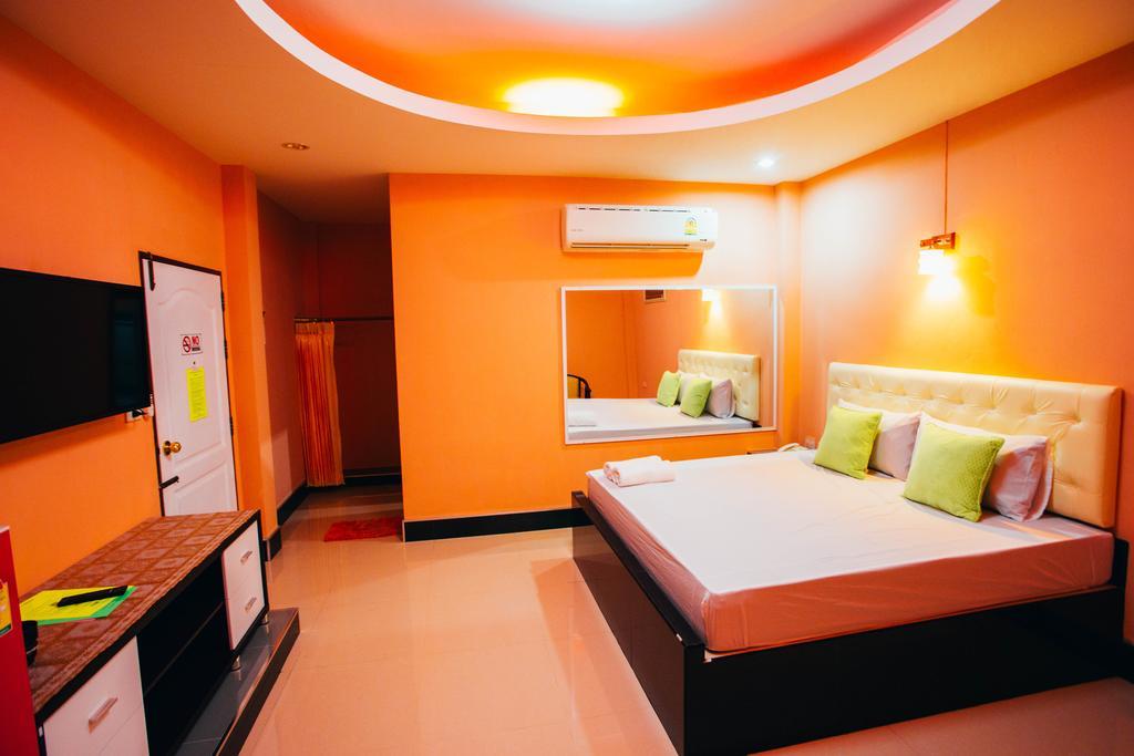 Windsor Resort Lop Buri Buitenkant foto