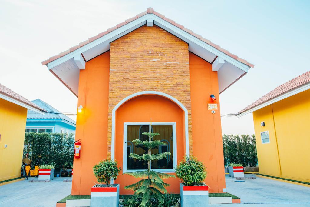 Windsor Resort Lop Buri Buitenkant foto