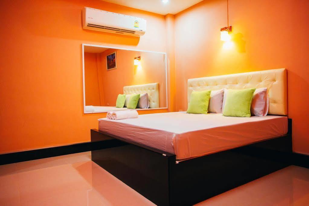 Windsor Resort Lop Buri Buitenkant foto